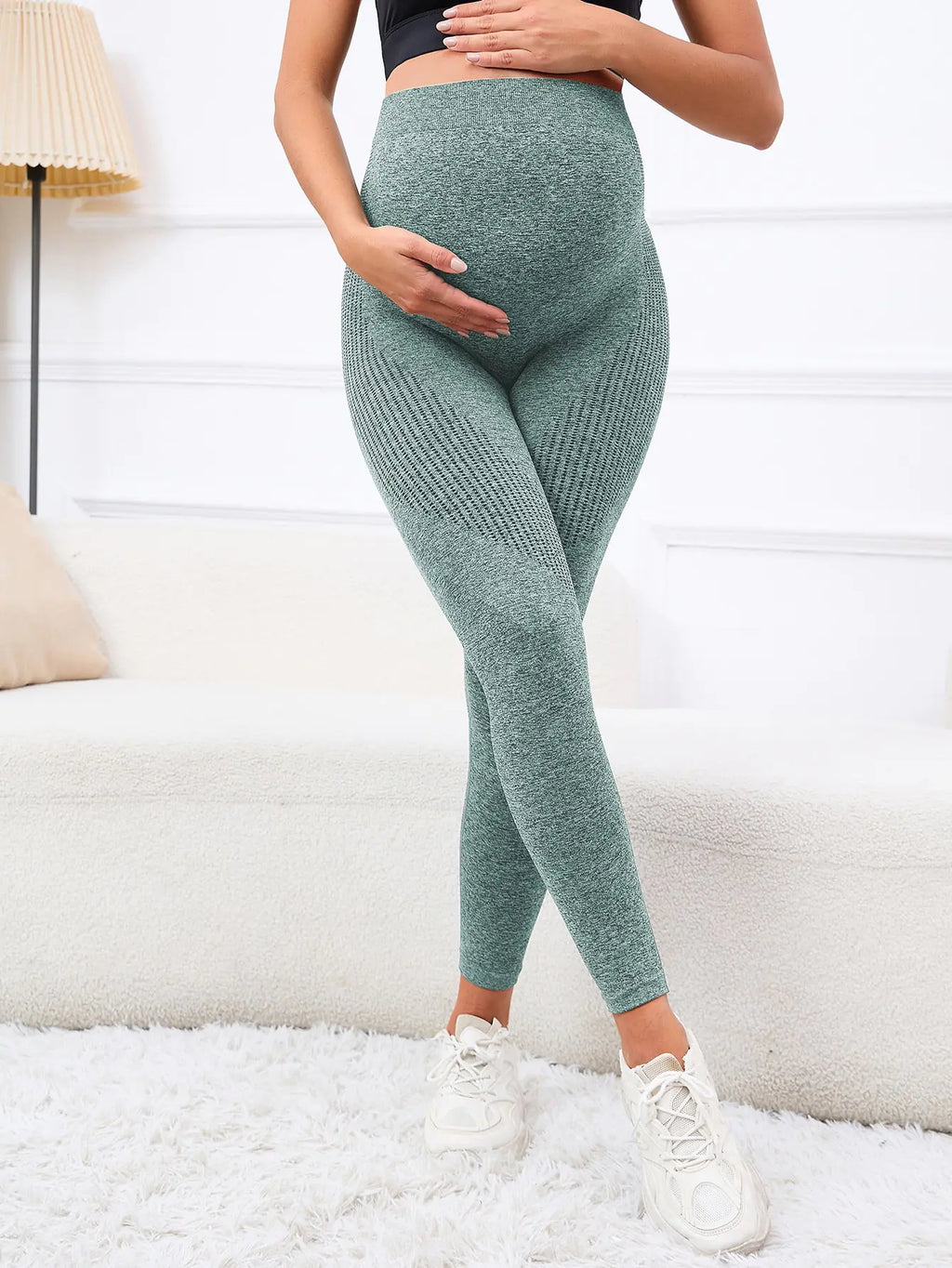 Maternity Yoga Pants – Bump-Friendly, Ultra-Soft & Squat-Proof